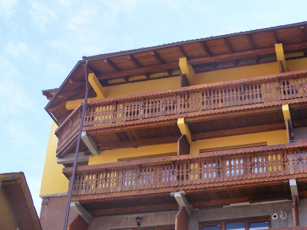Studio Montana Poiana Brasov Luaran gambar